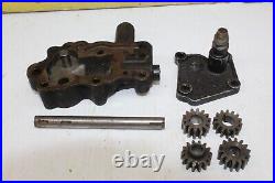 1950-52 Harley-Davidson Panhead Motor Oil Feed Pump Cover Gears