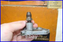 1950-52 Harley-Davidson Panhead Motor Oil Feed Pump Cover Gears