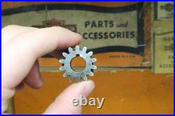 1950-52 Harley-Davidson Panhead Motor Oil Feed Pump Cover Gears