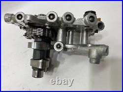 2000 Harley-Davidson Electra Glide Camshaft Plate Assembly Oil Pump Camshafts