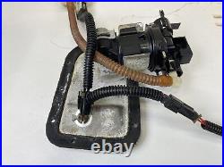 2010 Harley-Davidson Softail Convertible CVO Fuel Pump & Top Plate 75284-08A
