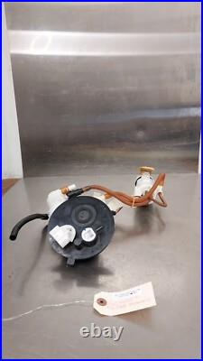 2011 Harley Davidson Road King FLHR Fuel Gas Pump & Top Plate Assembly