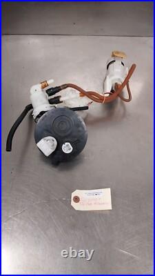 2011 Harley Davidson Road King FLHR Fuel Gas Pump & Top Plate Assembly
