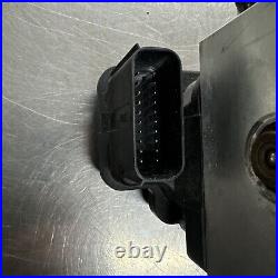 2013 Harley Davidson Touring Family FLHX ABS System Pump 40601-08A USED