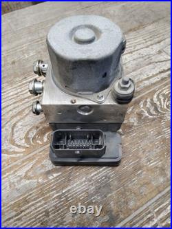 2015 15 Harley Davidson Road Glide Special FLTRXS ABS Brake Pump Module