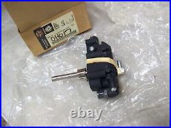 HS11 Harley-Davidson Genuine OEM NOS Oil Pump 26050-92