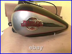 Harley Davidson 07 Ultra Classic FLHTCUI Fuel Tank with Fuel Pump Complete 15k